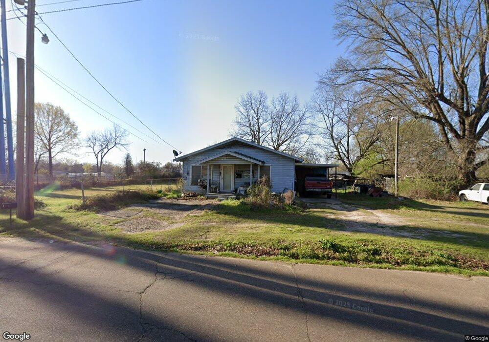 1307 W 4th St, Texarkana, TX 75501 - photo 1
