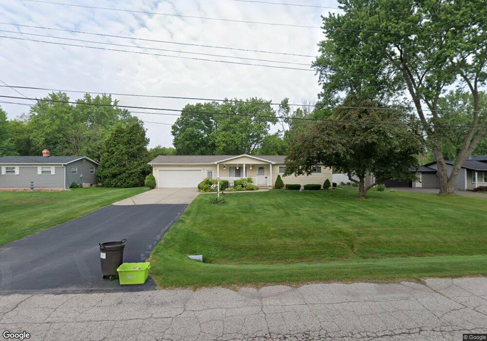 4209 Swallow Dr, Flint, MI 48506 - photo 1