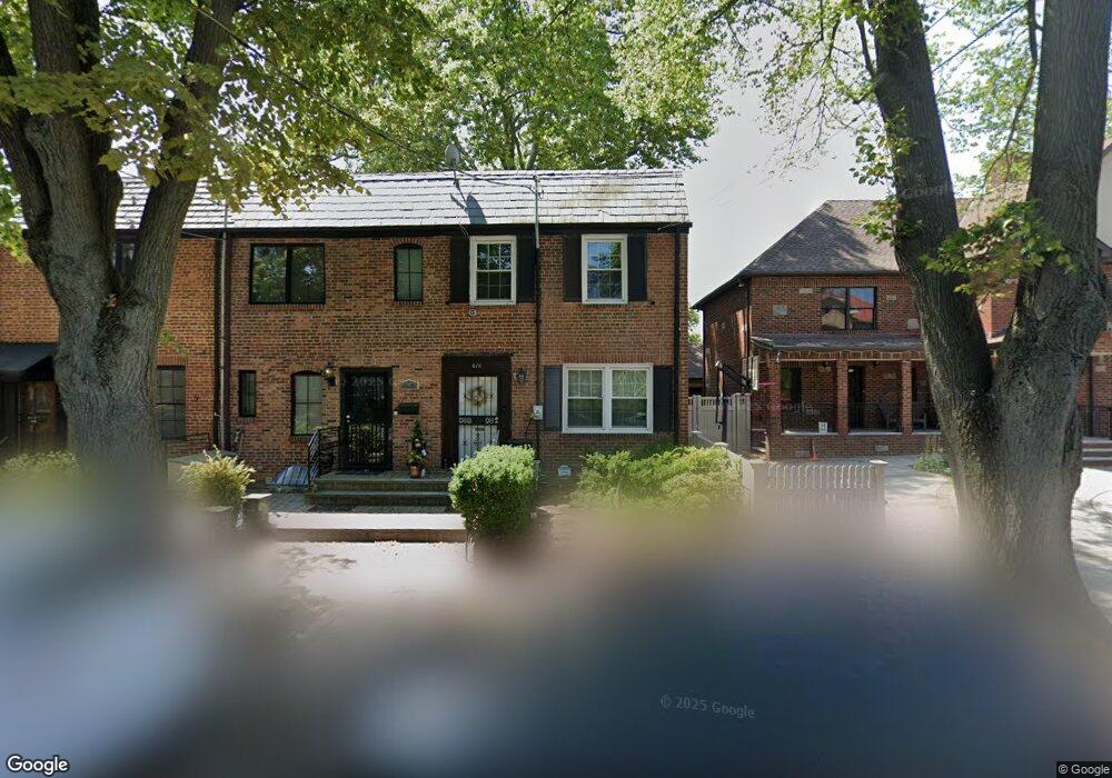 610 160th St, Whitestone, NY 11357 - photo 1