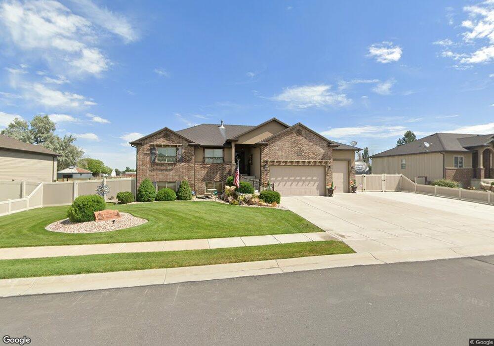 5022 W 5300 S, Hooper, UT 84315 - photo 1