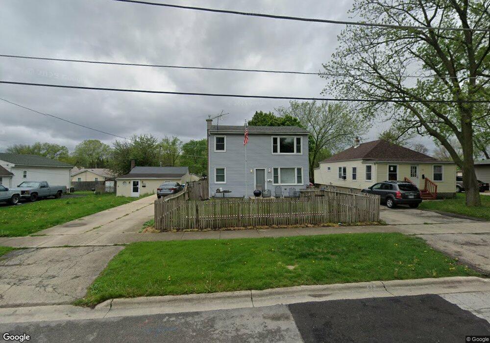 612 N Harrison Ave, Aurora, IL 60506 - photo 1