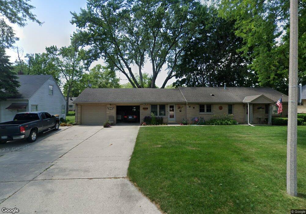 2229 N 118th St, Milwaukee, WI 53226 - photo 1
