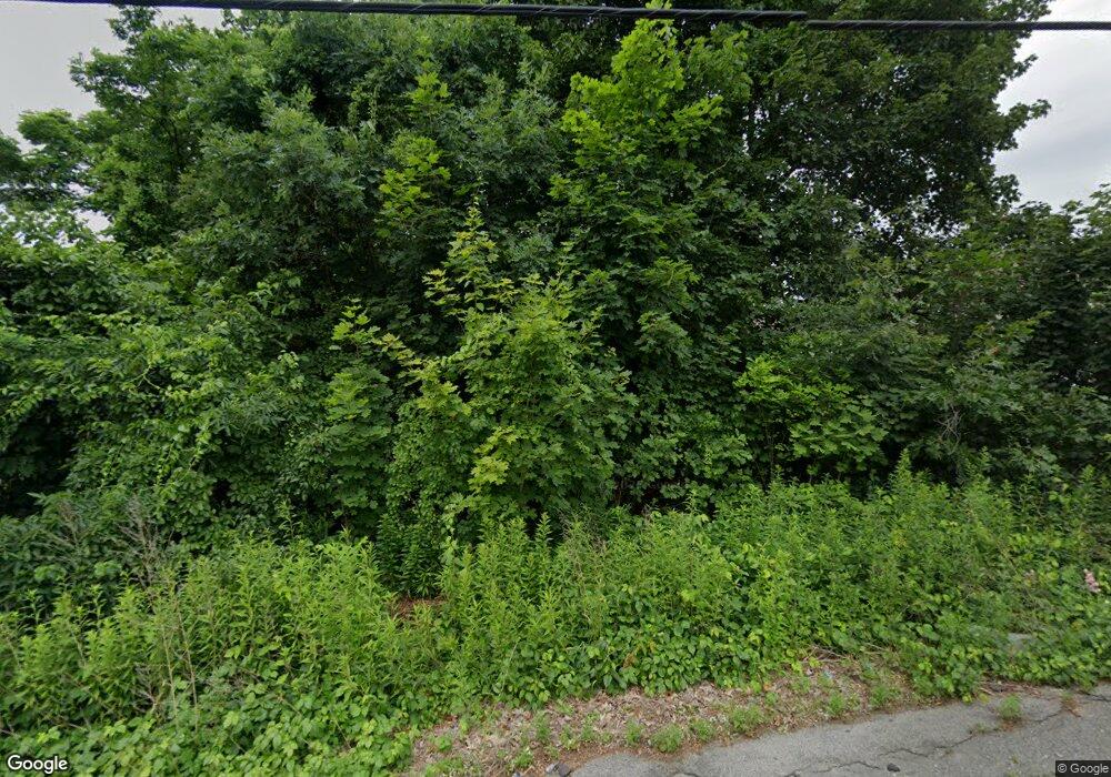 526 Mammoth Rd unit 1, Dracut, MA 01826 - photo 1