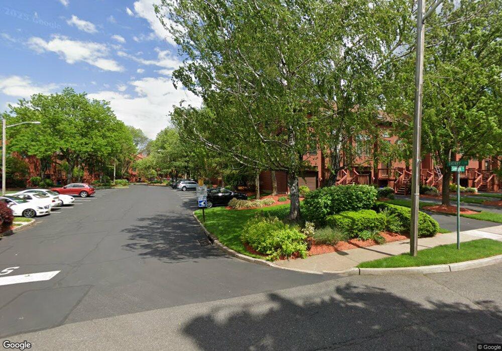 31 Sherry Ln, Saddle Brook, NJ 07663 - photo 1