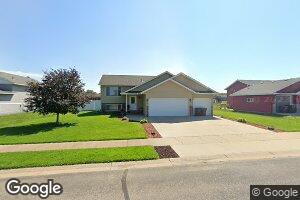 975 Waters Edge Cir, Avon, MN 56310