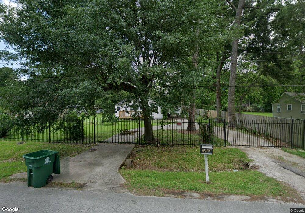 7208 Carothers St, Houston, TX 77028 - photo 1