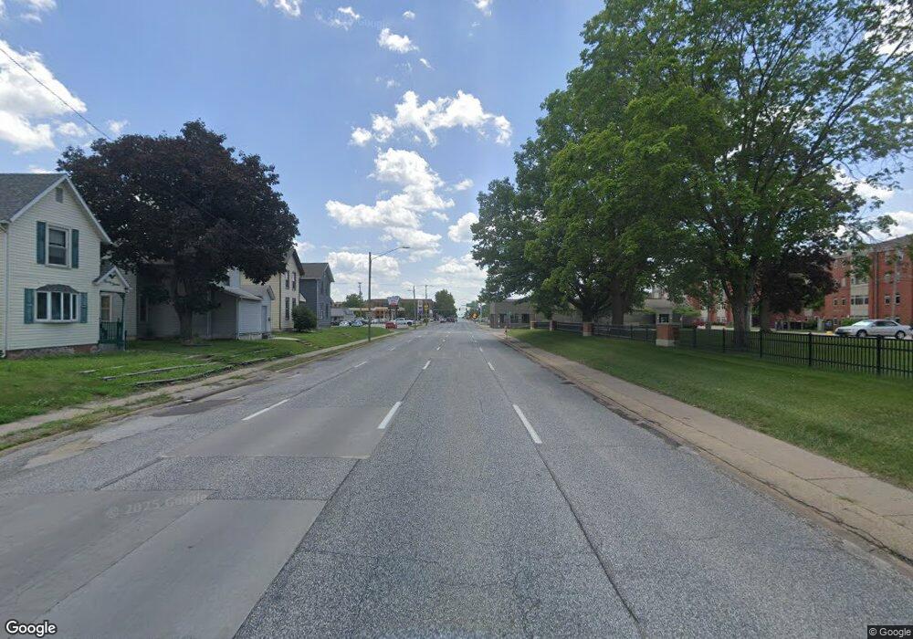 1511½ N Harrison St, Davenport, IA 52803 - photo 1