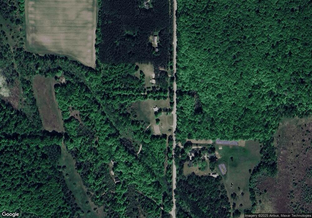 9541 Maple Grove Rd, Charlevoix, MI 49720 - photo 1