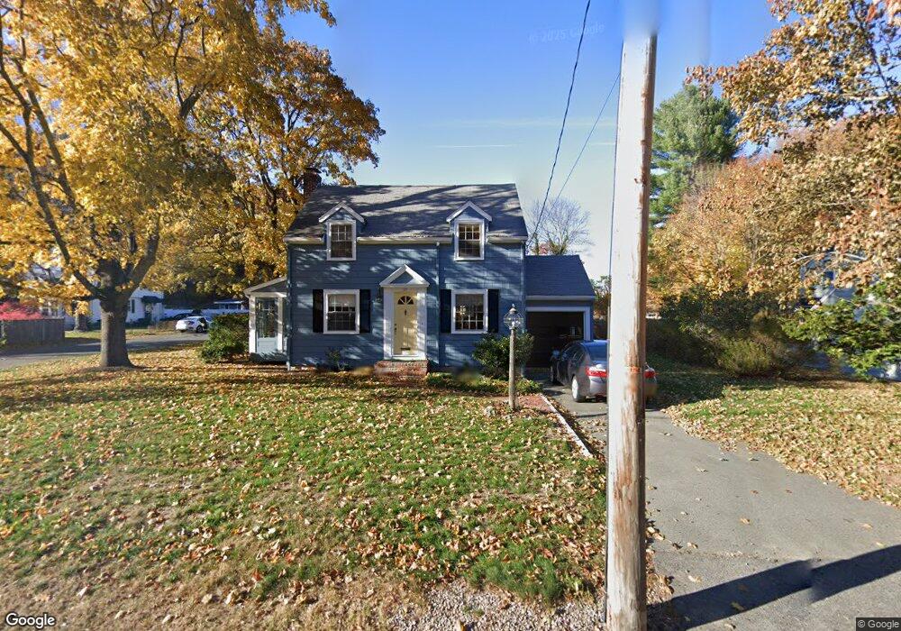 27 Forest St, Wakefield, MA 01880 - photo 1