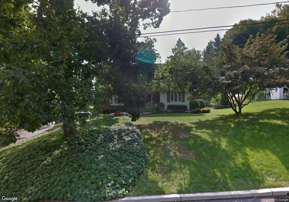 18 Harreton Rd, Allendale, NJ 07401 - photo 1