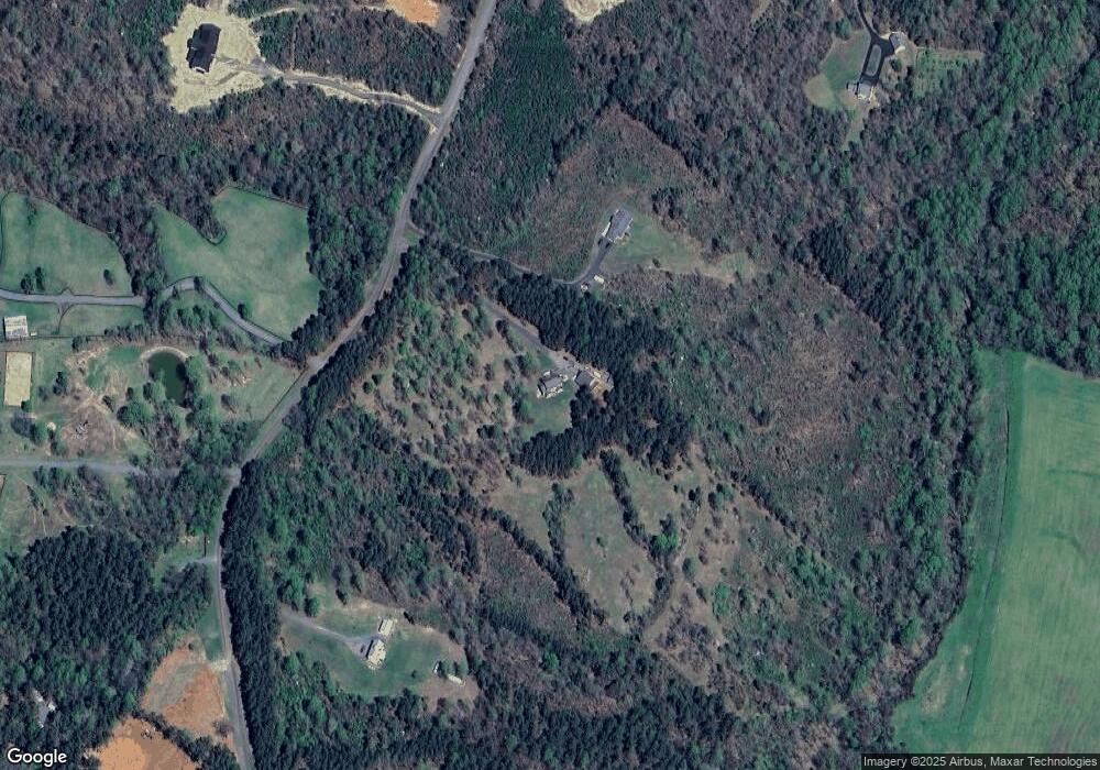 7701 Governors Point Ln, Unionville, VA 22567 - photo 1