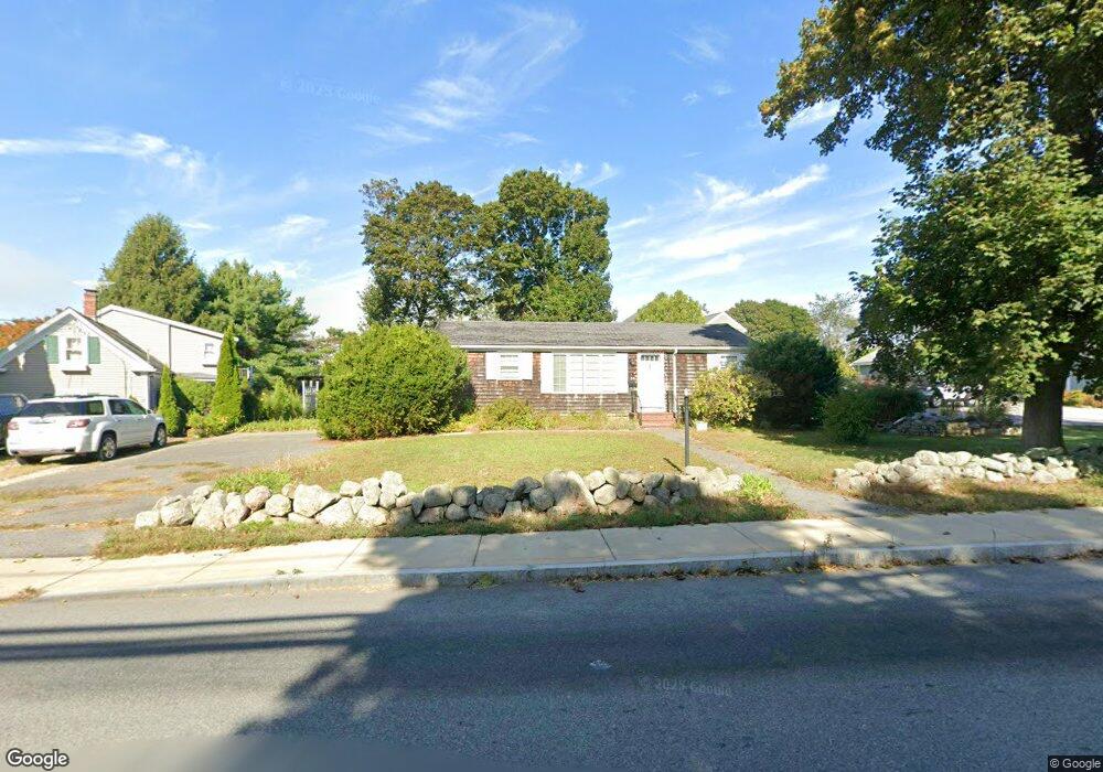 38 Cherry St, Gloucester, MA 01930 - photo 1