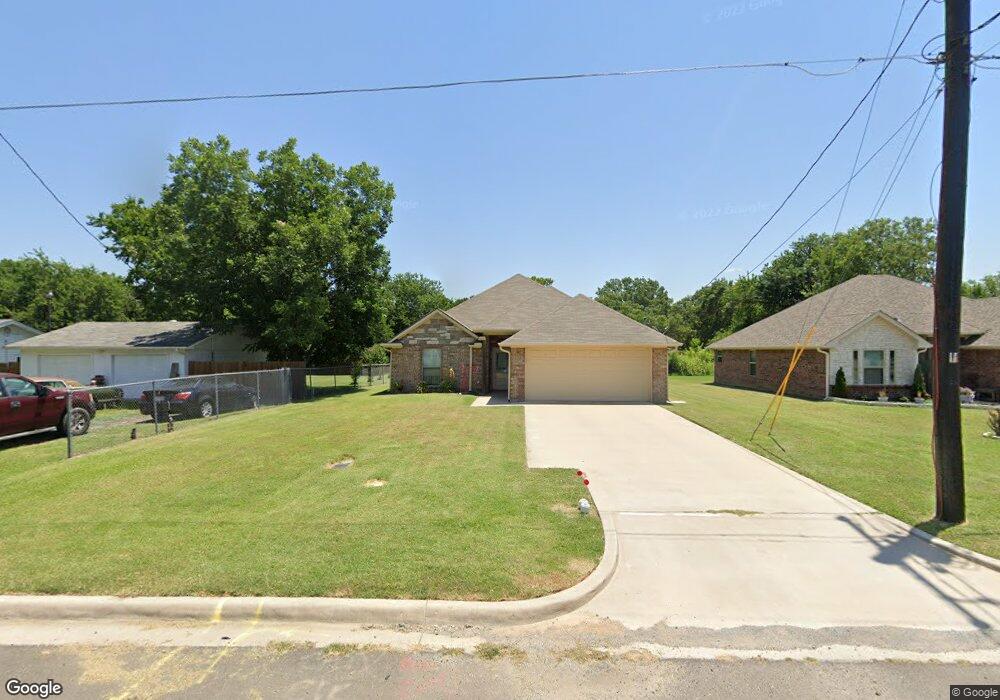 1510 Franklin St, Bonham, TX 75418 - photo 1
