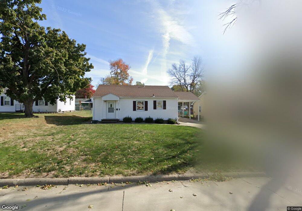 504 E 20th St S, Newton, IA 50208 - photo 1