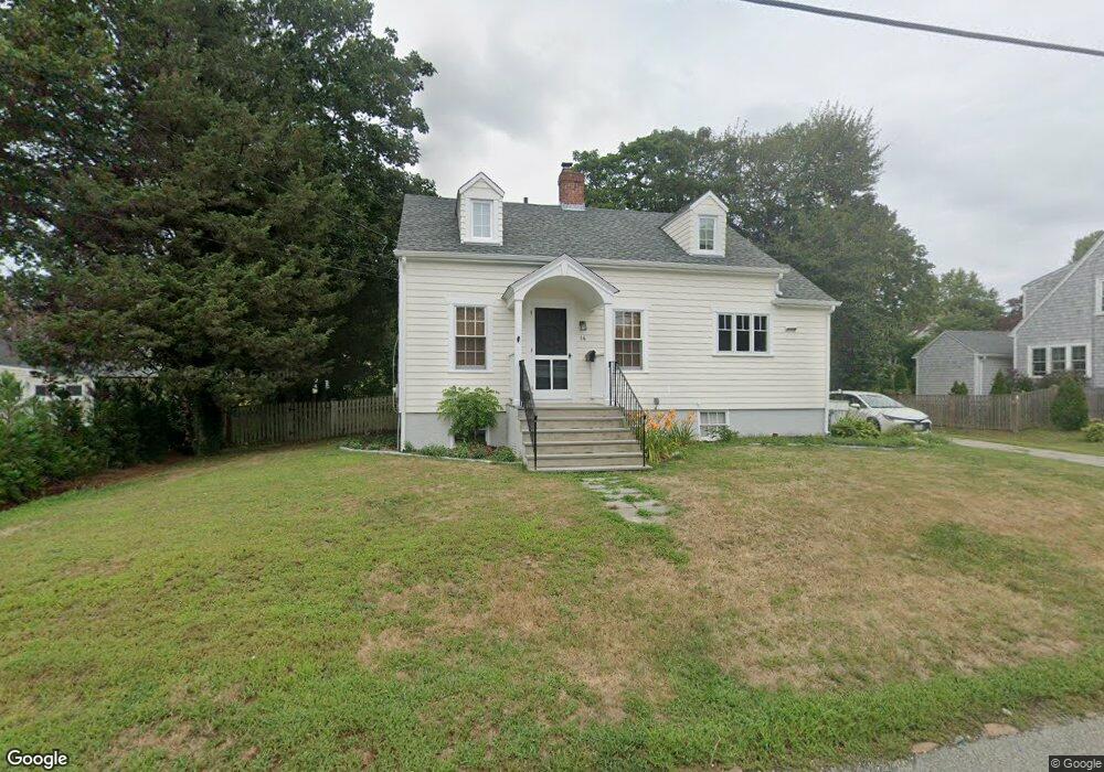 14 Bridge St, South Dartmouth, MA 02748 - photo 1