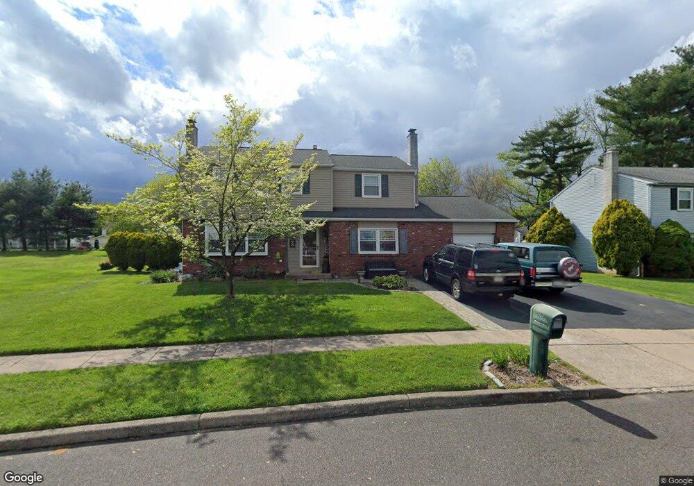 9 Maplewood Dr, Levittown, PA 19056 - photo 1