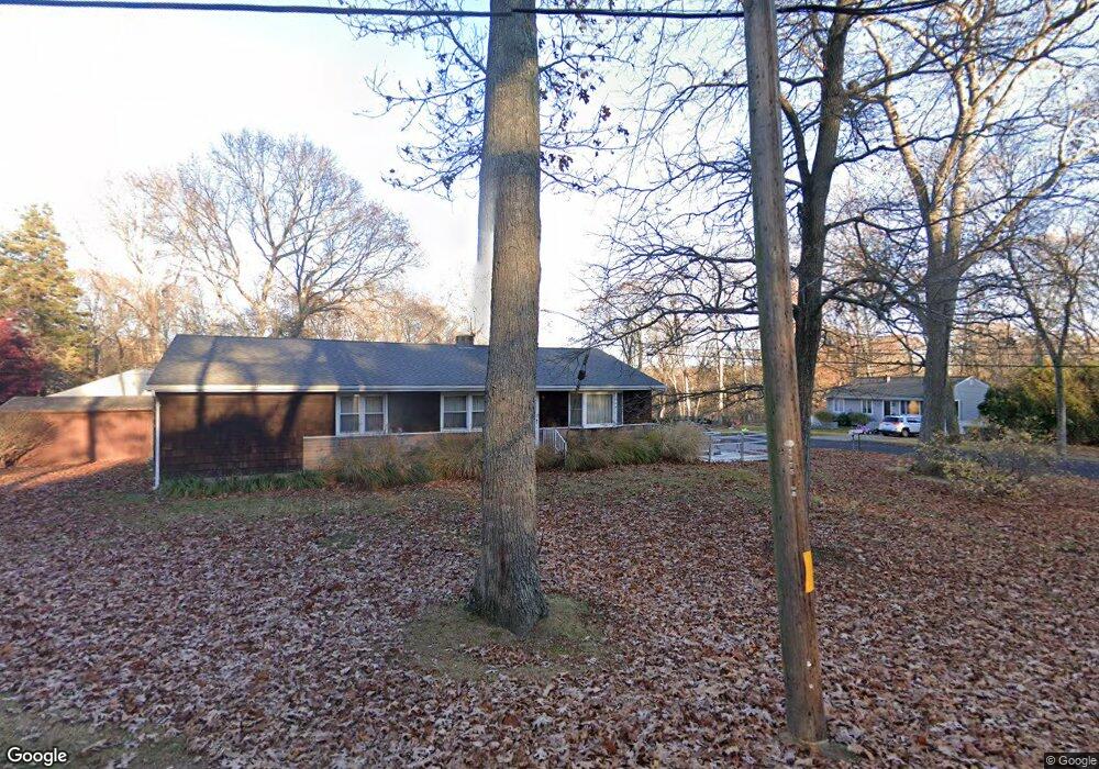 5 Woodland Rd, Niantic, CT 06357 - photo 1