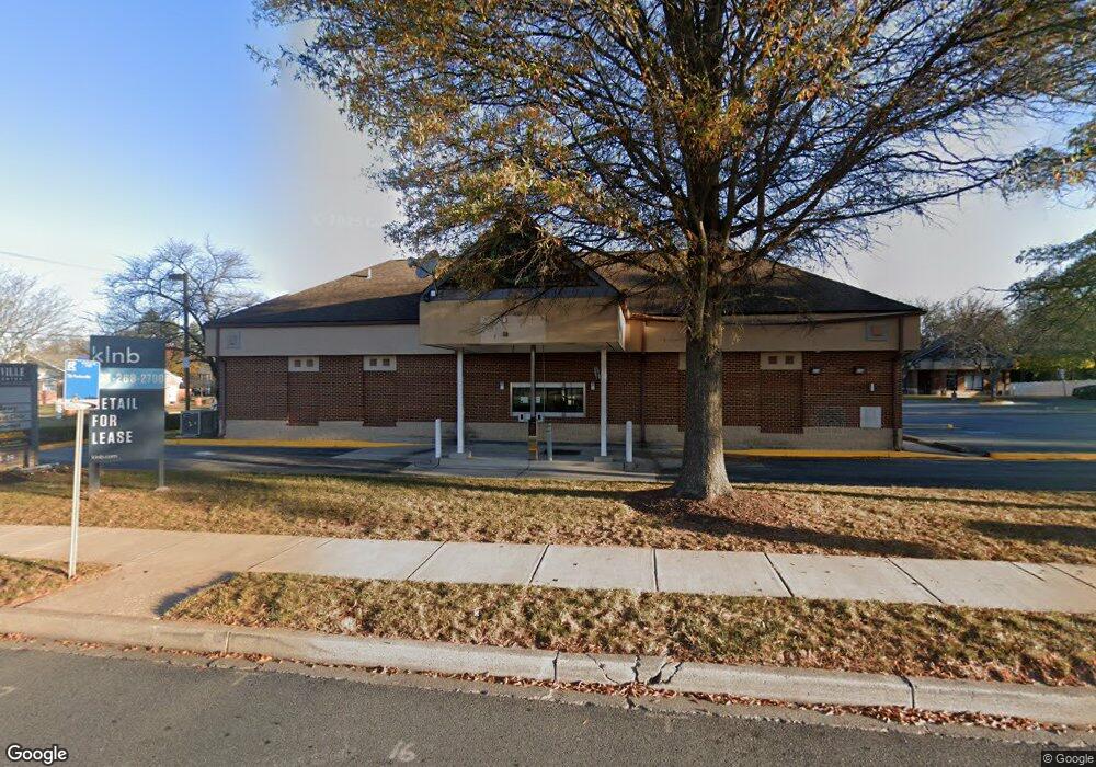 19645 Fisher Ave, Poolesville, MD 20837 - photo 1