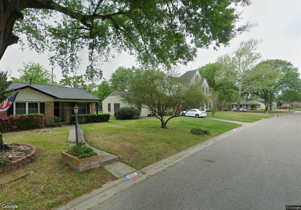 1591 Hewitt Dr, Houston, TX 77018 - photo 1