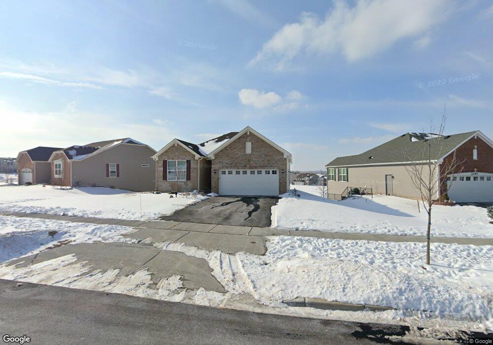 2201 Indigo Dr, Algonquin, IL 60102 - photo 1