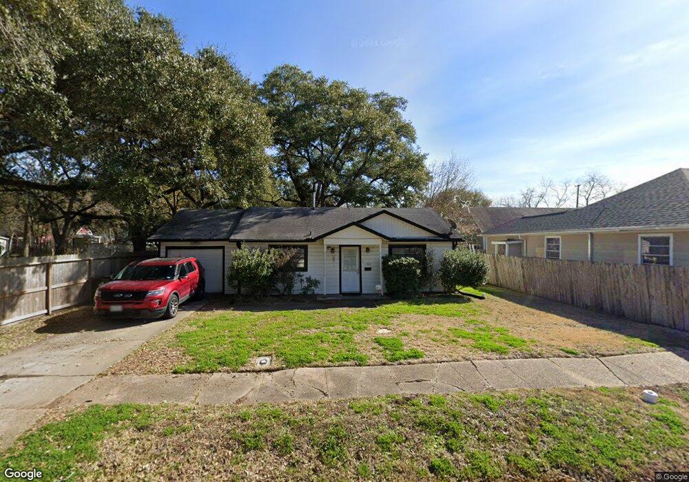 1323 Mulcahy St, Rosenberg, TX 77471 - photo 1
