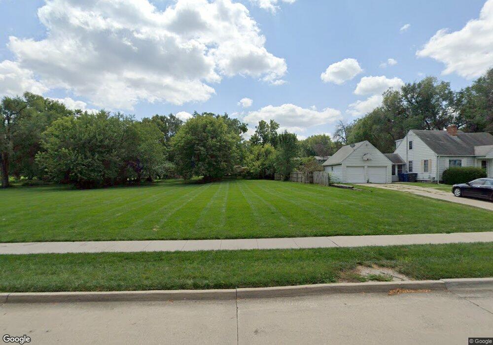 4426 Euclid Ave, Des Moines, IA 50310 - photo 1