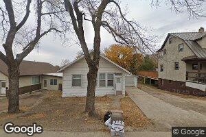 407 E 3rd St, Redfield, SD 57469