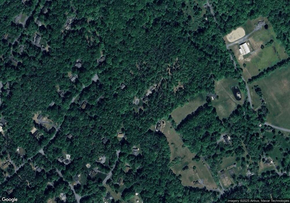 1118 Setzer Rd, Stroudsburg, PA 18360 - photo 1