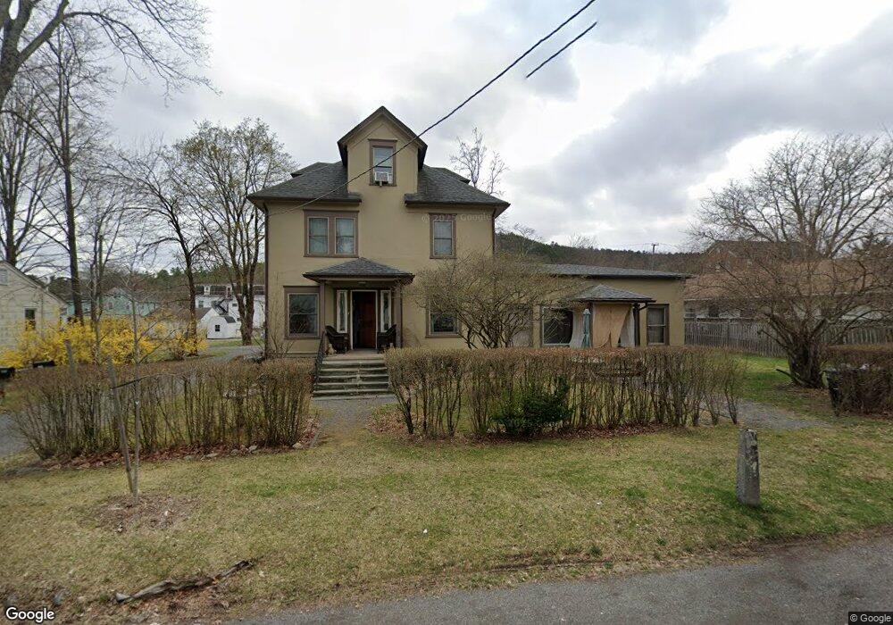 203 E Ann St, Milford, PA 18337 - photo 1