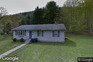 17 Center St, Proctor, VT 05765