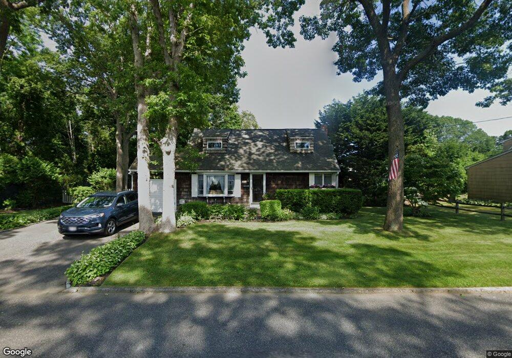 515 2nd Ave, Bayport, NY 11705 - photo 1