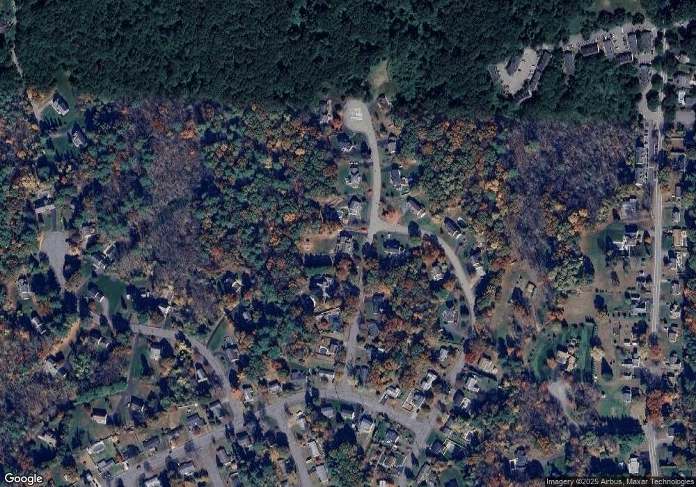 10 Alan Rd, Hudson, MA 01749 - photo 1