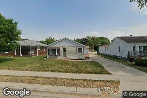 120 4th St, Carbon Cliff, IL 61239