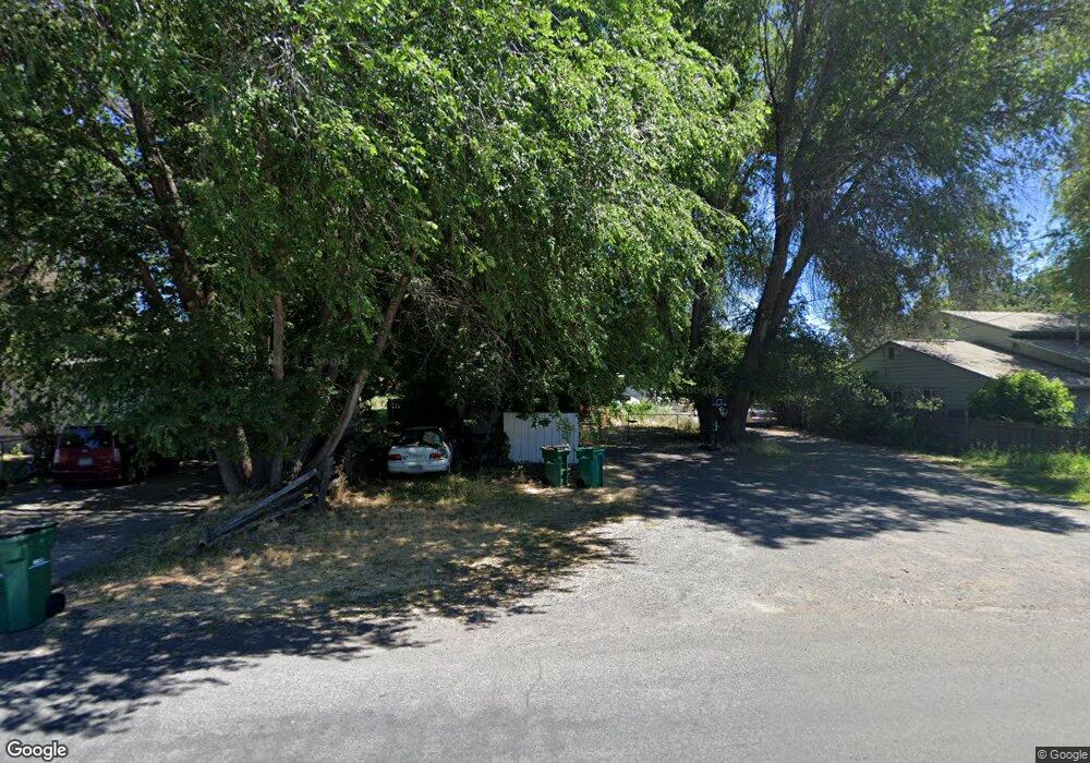 1833 Arthur St, Klamath Falls, OR 97603 - photo 1