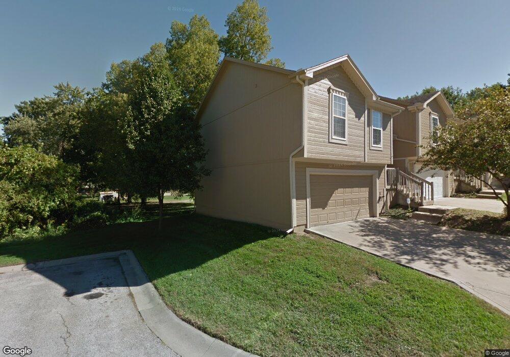 11212 W 61st St, Shawnee, KS 66203 - photo 1