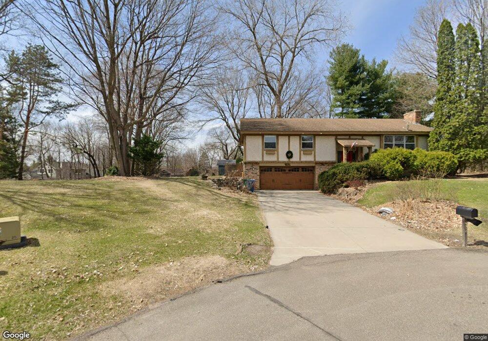 4312 Lancelot Ct, Minnetonka, MN 55345 - photo 1