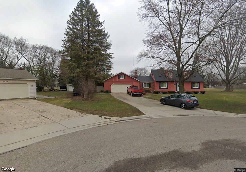 5372 Tulip Tree Ct, Flint, MI 48532 - photo 1