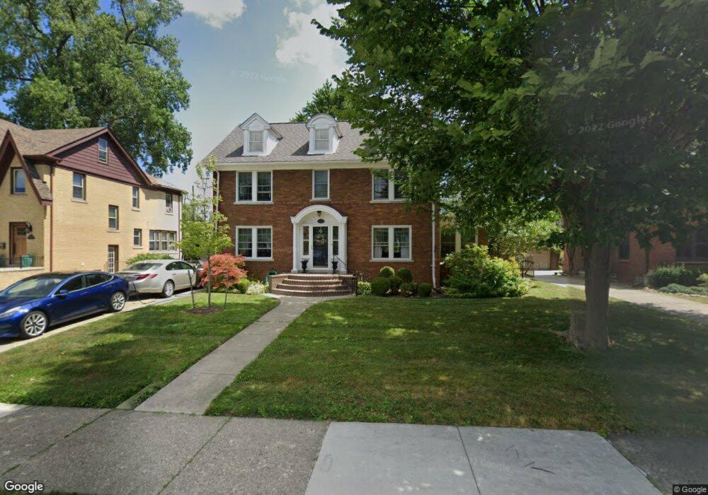 1370 Bedford Rd, Grosse Pointe Park, MI 48230 - photo 1