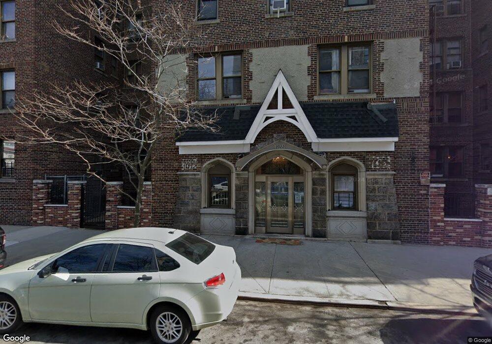 2922 Barnes Ave unit 2F, Bronx, NY 10467 - photo 1