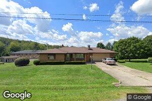 15859 Maple Dr, East Liverpool, OH 43920