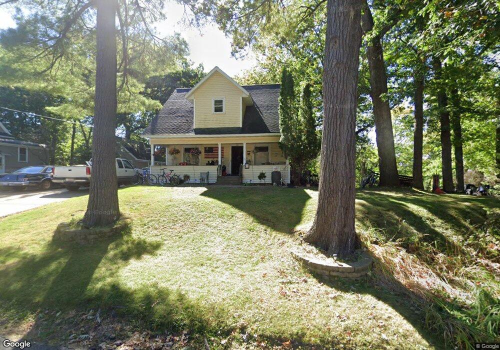 1210 10th Ave E, Menomonie, WI 54751 - photo 1