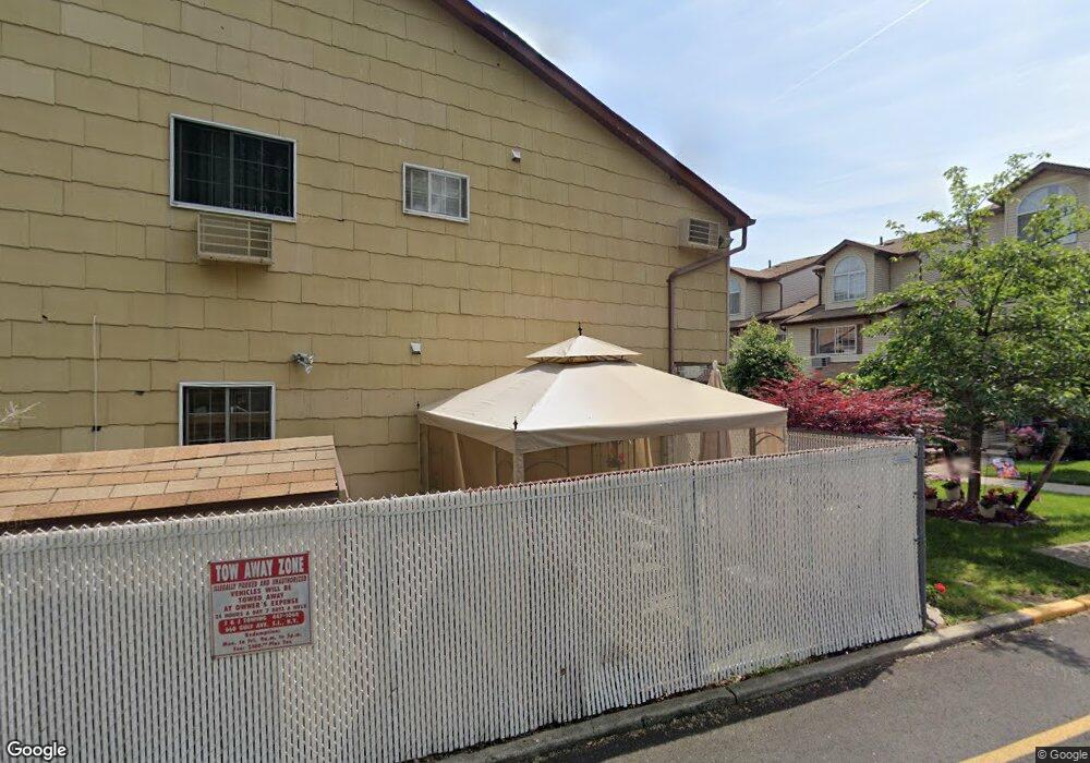 25A Fuller Ct, Staten Island, NY 10306 - photo 1