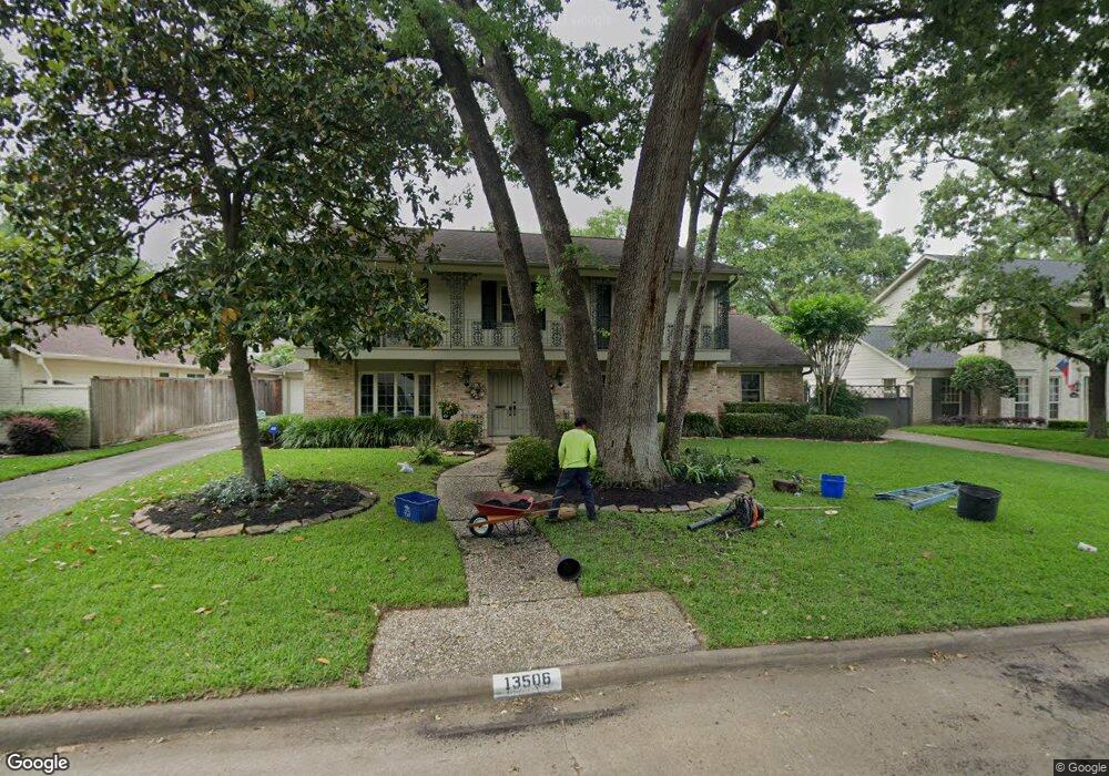 13506 Barryknoll Ln, Houston, TX 77079 - photo 1