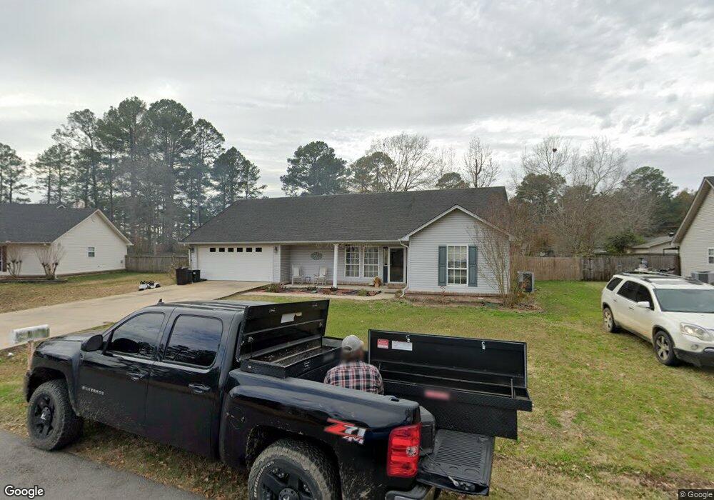 915 Kari Dr, Sheridan, AR 72150 - photo 1