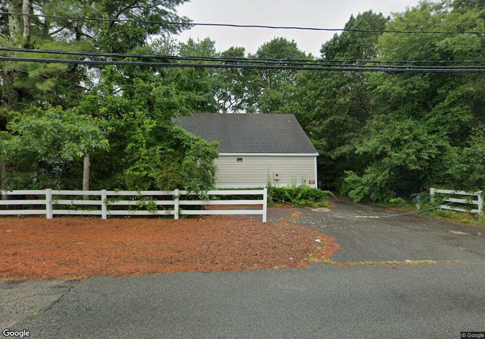 174 Hill And Plain Rd, East Falmouth, MA 2536 - photo 1