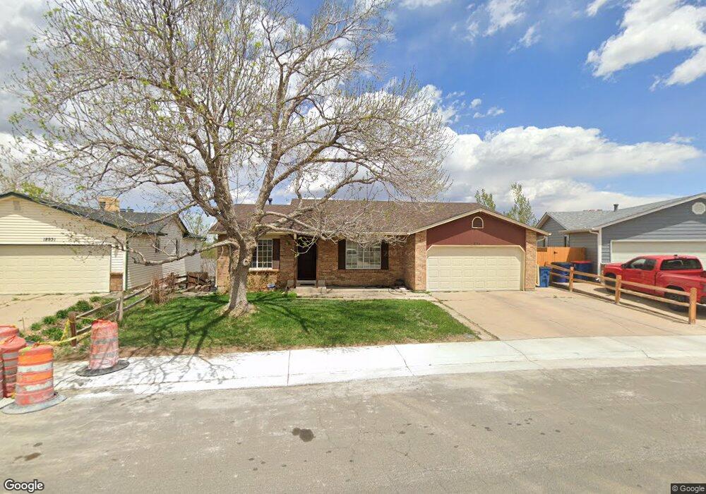 18961 E Oberlin Place, Aurora, CO 80013 - photo 1