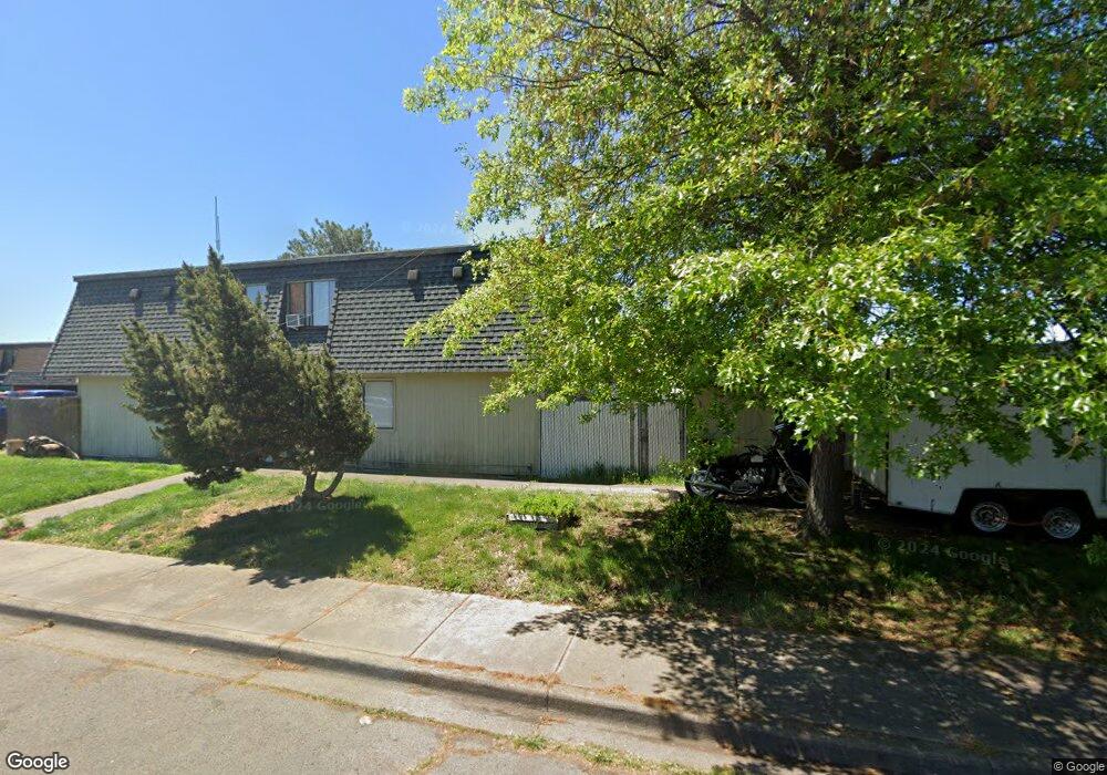 2078 Brookhurst St, Medford, OR 97504 - photo 1