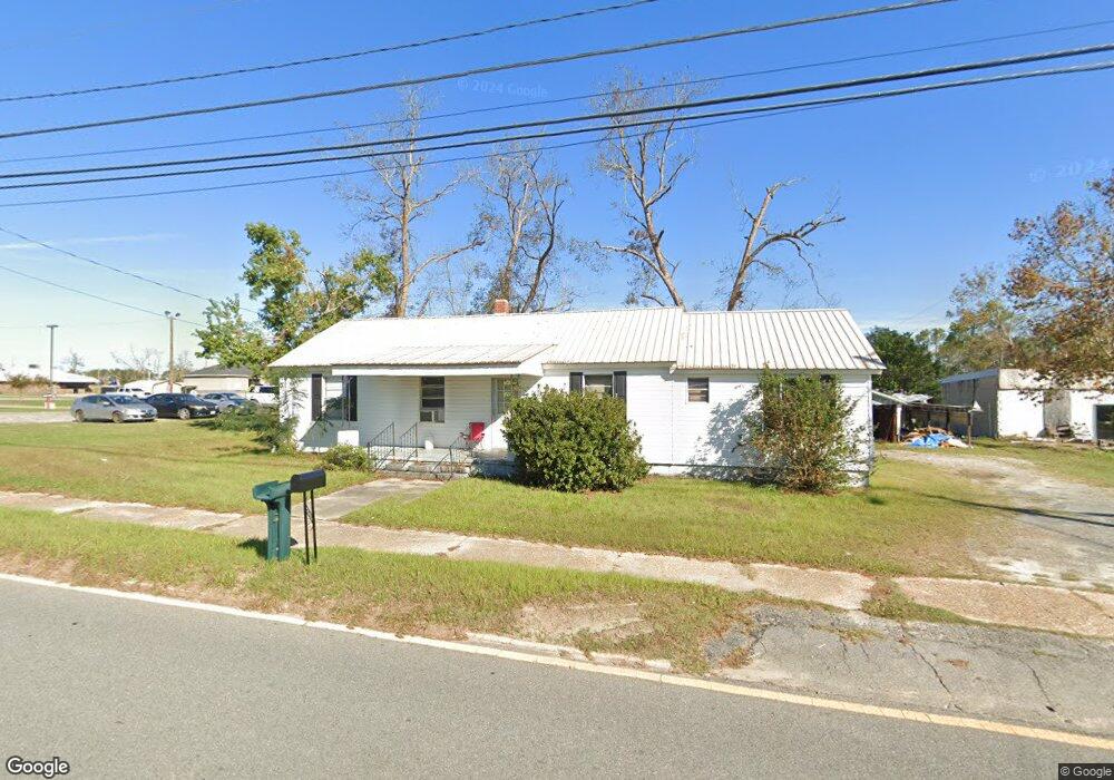 65 E Oak St, Mc Rae, GA 31055 - photo 1