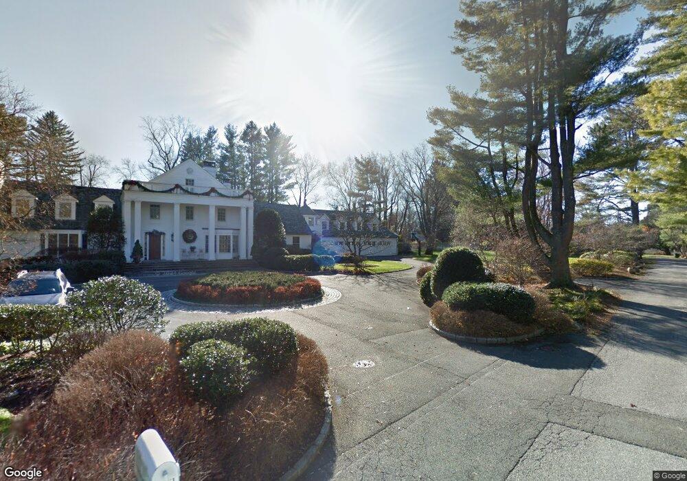 8 Parsonage Rd, Greenwich, CT 06830 - photo 1