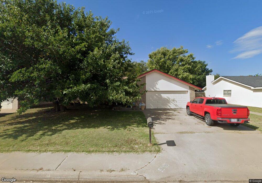 513 Pear Ave, Dumas, TX 79029 - photo 1